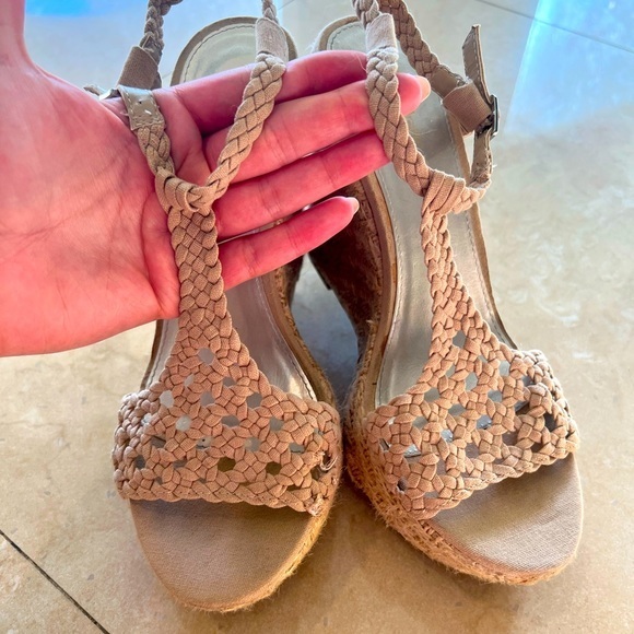 Beige/Tan Bamboo Wedges-Size 9 1/2 - Picture 1 of 7
